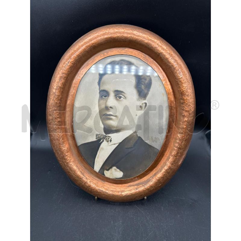 PORTA FOTO OVALE IN RAME MARTELLATO | Mercatino dell'Usato Burolo 1