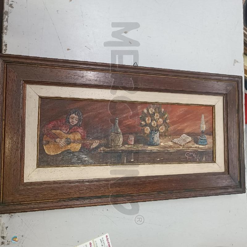 QUADRO DIPINTO RAGAZZA CON CHITARRA | Mercatino dell'Usato Burolo 1