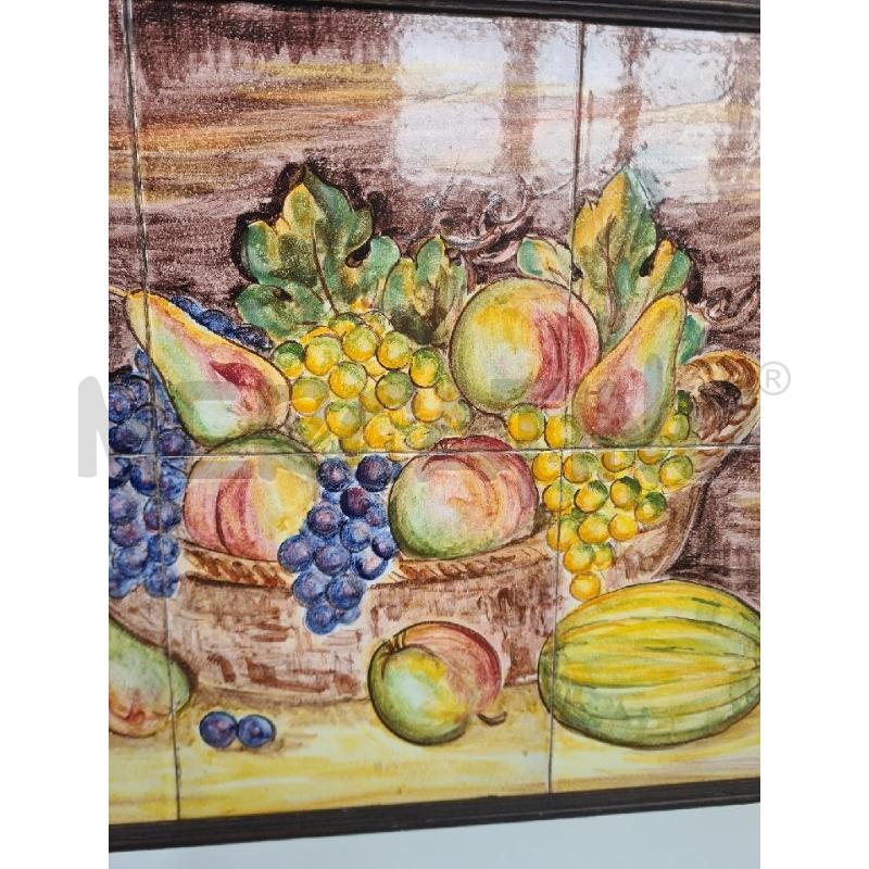 QUADRO DIPINTO SU PIASTRELLE CESTO CON FRUTTA | Mercatino dell'Usato Burolo 3