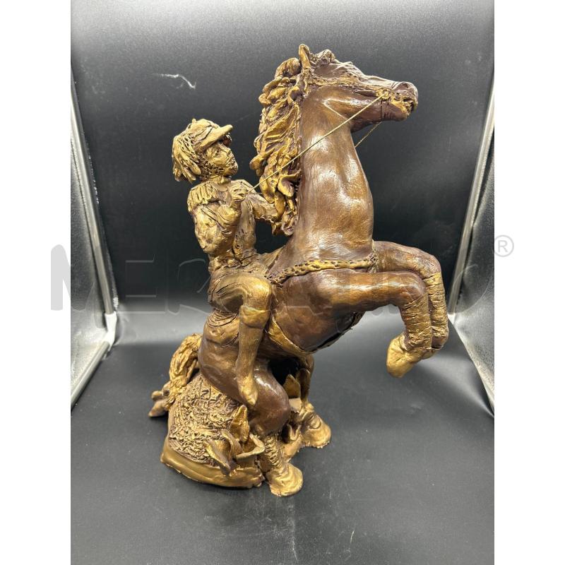 SCULTURA CAVALIERE COTTO DI AVIA | Mercatino dell'Usato Burolo 1