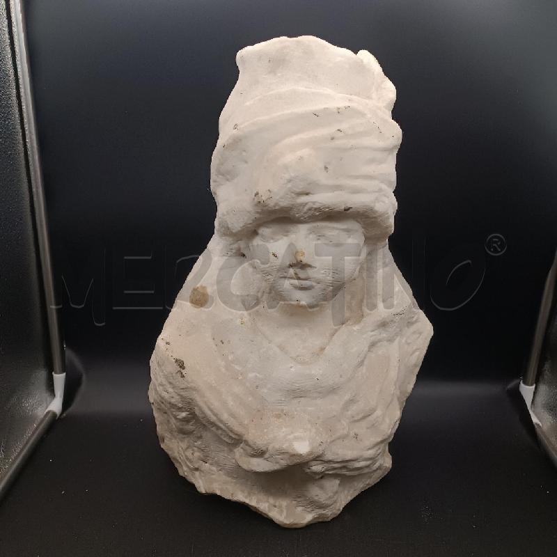 SCULTURA MARMO BUSTO DONNA CON COPRICAPO  | Mercatino dell'Usato Burolo 1