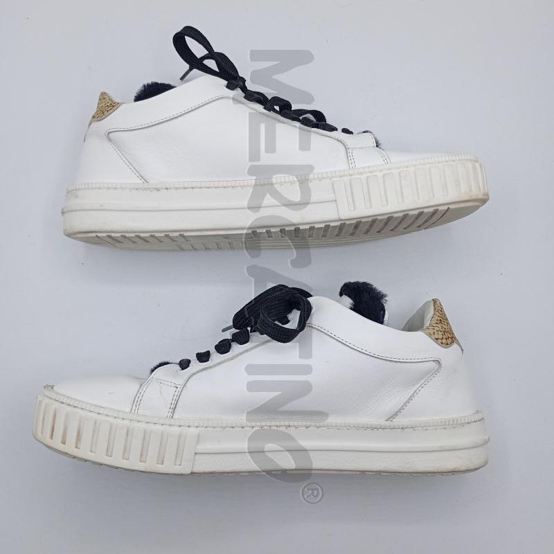 SNEAKERS DONNA BORBONERE BIANCHE PELLICCIOTTO NEROR EMOVIBILE | Mercatino dell'Usato Burolo 3