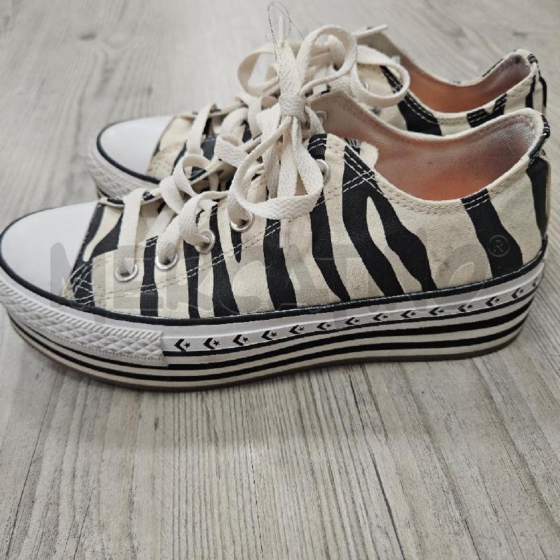 SNEAKERS DONNA CONVERSE BIANCO NERO ZEBRA | Mercatino dell'Usato Burolo 2
