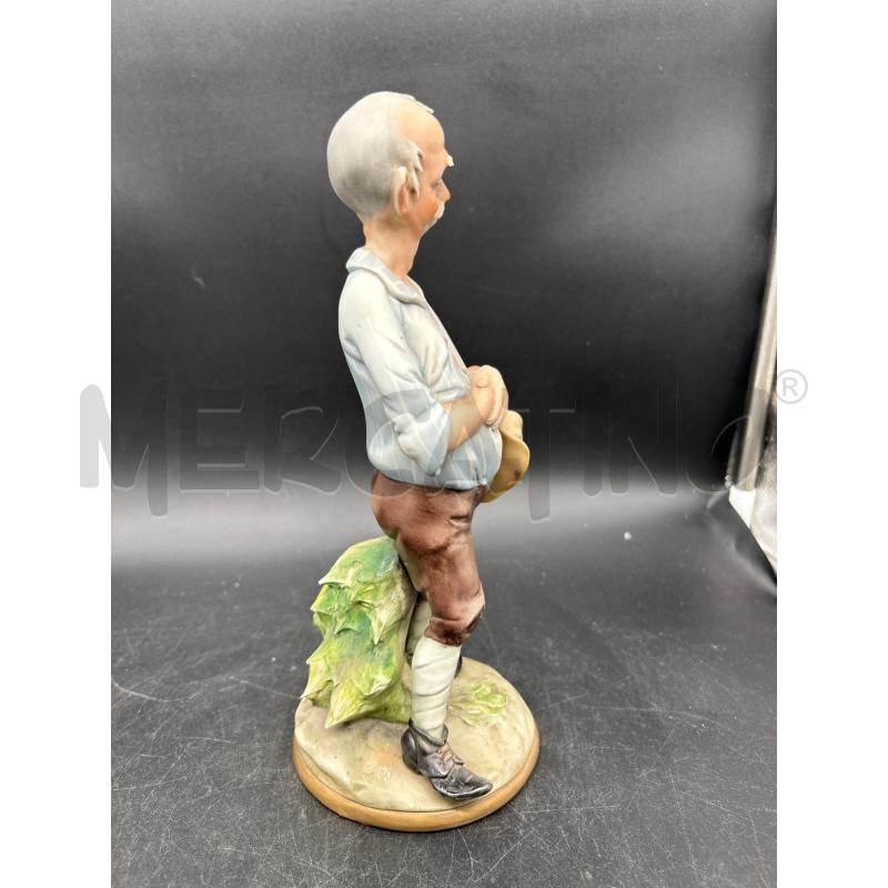 STATUA CAPODIMONTE SIGNORE CON CAPPELLO | Mercatino dell'Usato Burolo 2