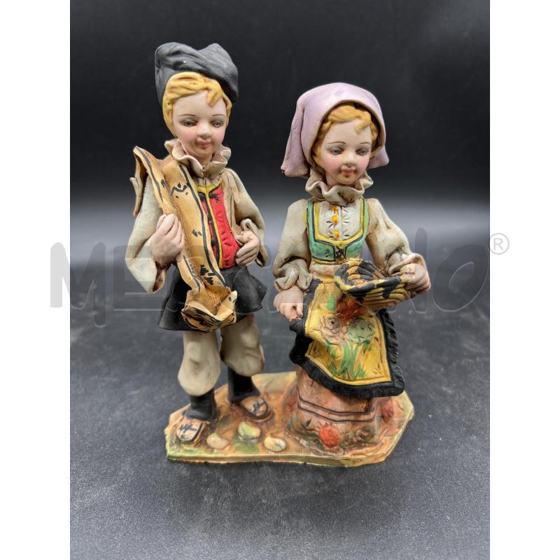 STATUA COPPIA BIMBI SARDI CERAMICA | Mercatino dell'Usato Burolo 1