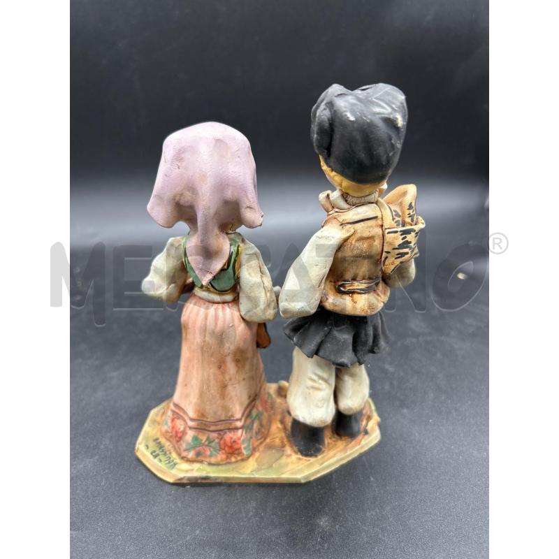 STATUA COPPIA BIMBI SARDI CERAMICA | Mercatino dell'Usato Burolo 2