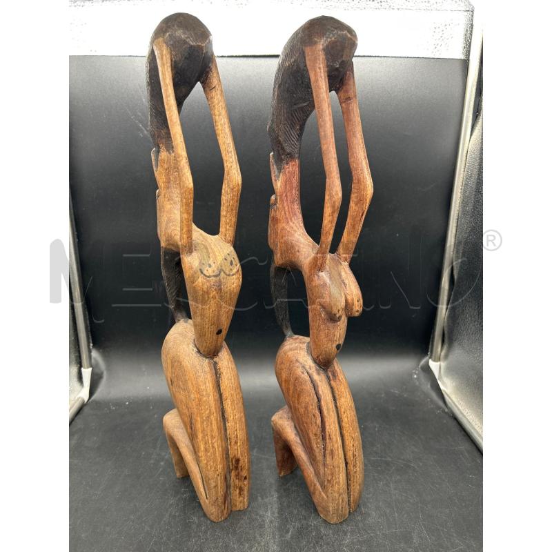 STATUA COPPIA ETNICA LEGNO CON BRACCIO ROTTO | Mercatino dell'Usato Burolo 1