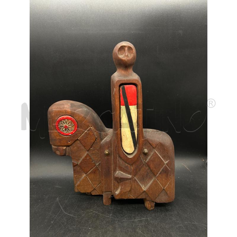STATUA LEGNO CAVALIERE | Mercatino dell'Usato Burolo 1