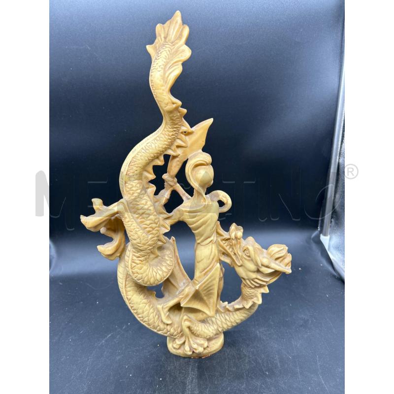 STATUA RESINA ORIENTALE GUERRIERO E DRAGO | Mercatino dell'Usato Burolo 2