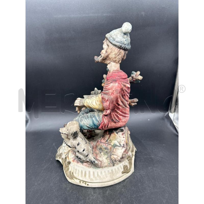 STATUA SIGNORE SEDUTO CON CANE CAPODIMONTE | Mercatino dell'Usato Burolo 4