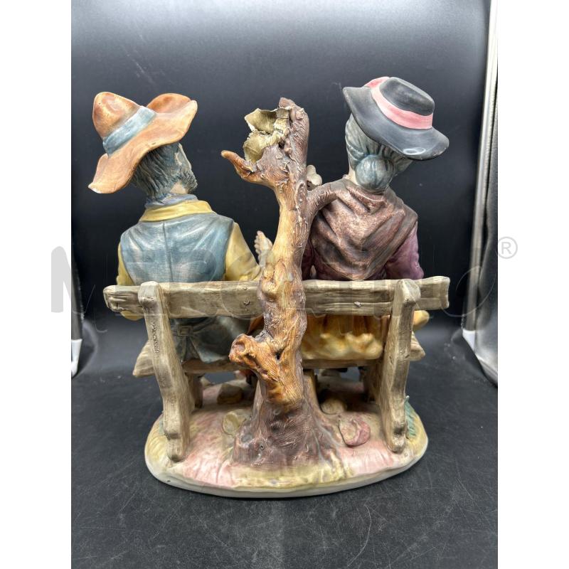 STATUINA CAPODIMONTE ANZIANI NELLA NATURA CON DIFETTI | Mercatino dell'Usato Burolo 4
