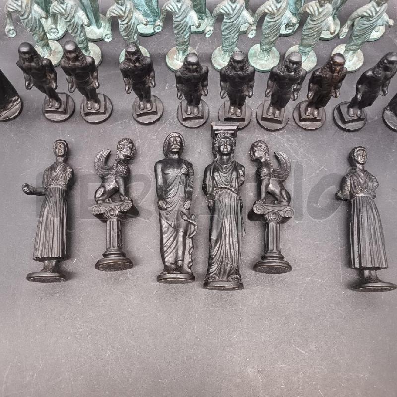 STATUINE SCACCHIERA INMETALLO ETRUSCA | Mercatino dell'Usato Burolo 2