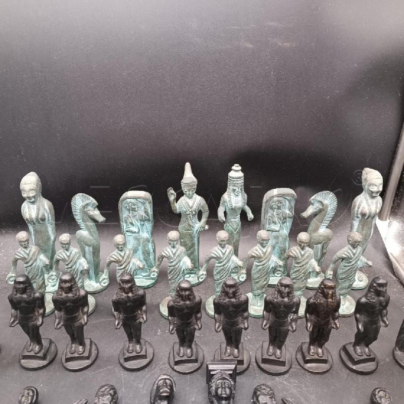 STATUINE SCACCHIERA INMETALLO ETRUSCA | Mercatino dell'Usato Burolo 3