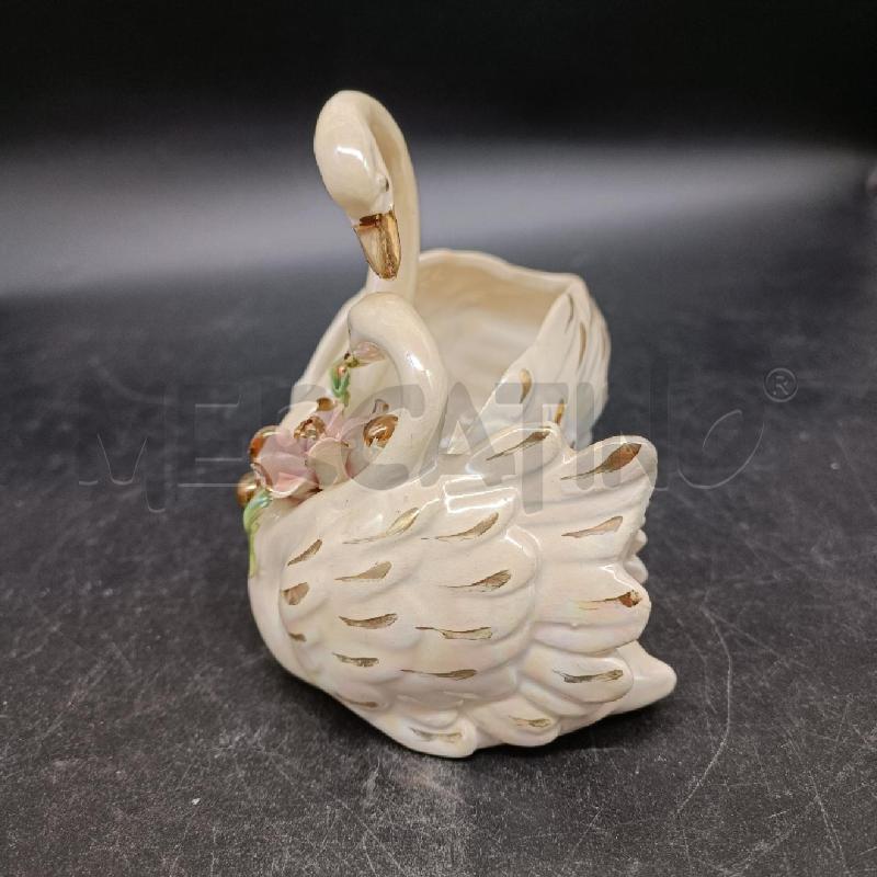 SVUOTA TASCHE CIGNI CON FIORI | Mercatino dell'Usato Burolo 3