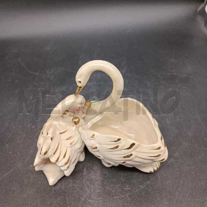 SVUOTA TASCHE CIGNI CON FIORI | Mercatino dell'Usato Burolo 4