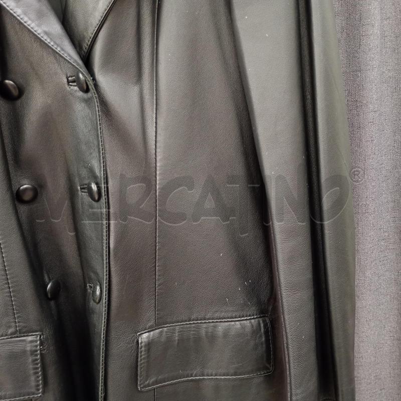 TRENCH DONNA FENDI IN PELLE NERO LUCIDO CHIUSURA A BOTTONI | Mercatino dell'Usato Burolo 3