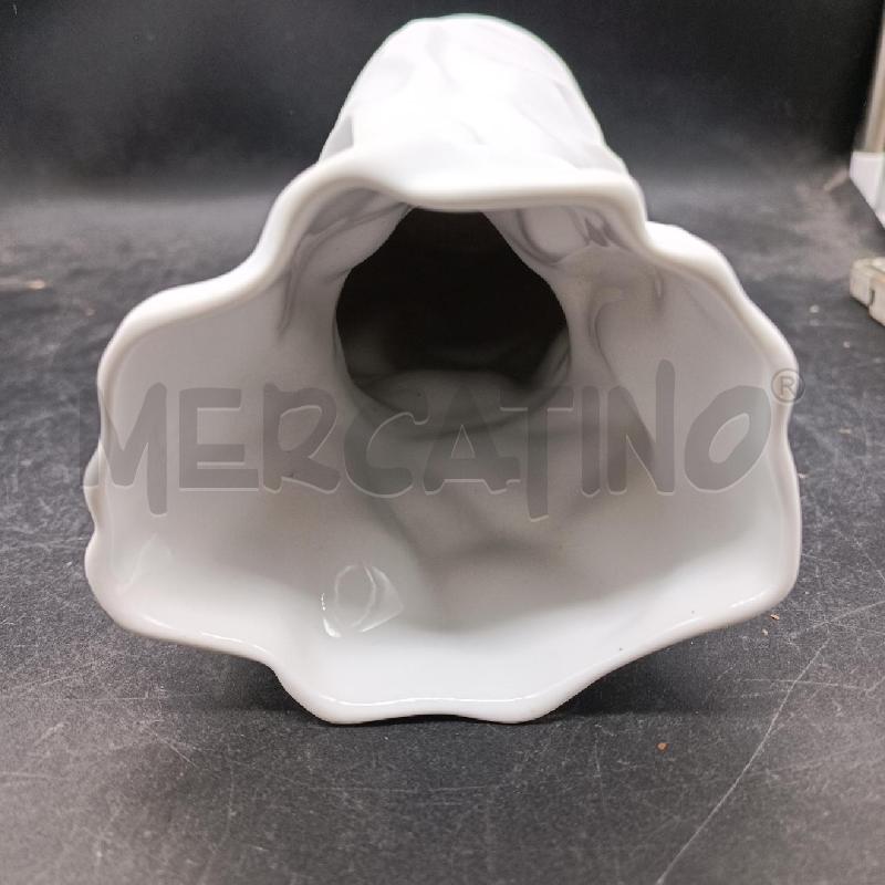 VASO CERAMICA BIANCA KAISER | Mercatino dell'Usato Burolo 2