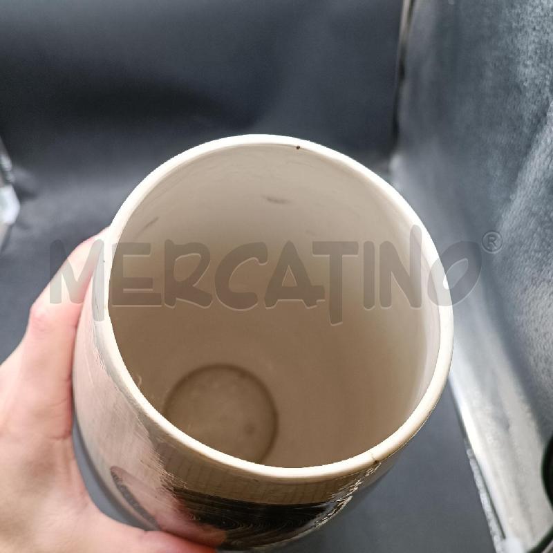 VASO CERAMICA CMF CON PICCOLA SCHEGGIATURA | Mercatino dell'Usato Burolo 3