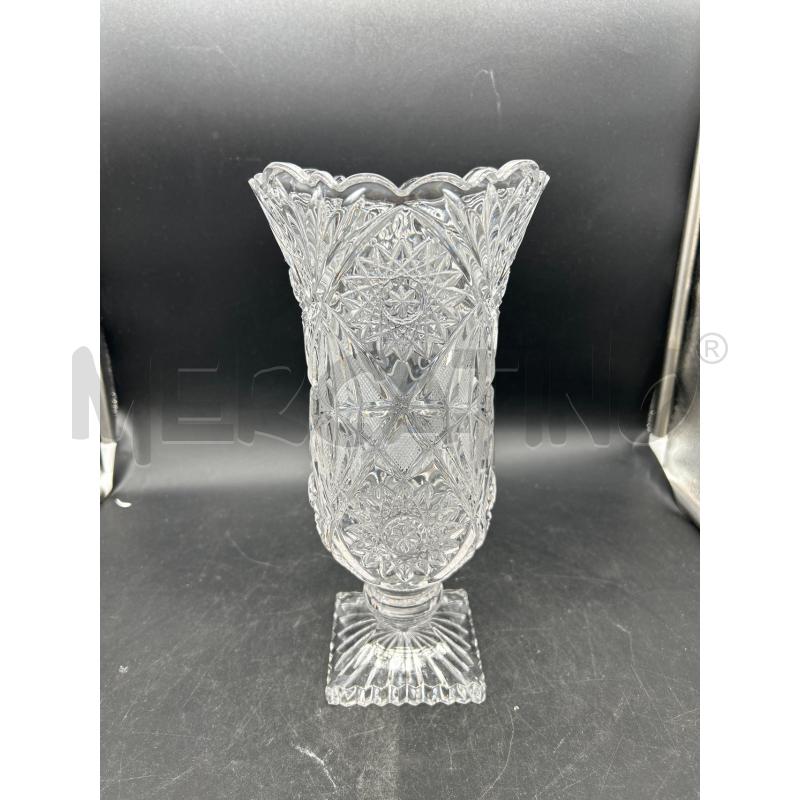 VASO VETRO LAVORATO CON PICCOLA SCHEGGIATURA | Mercatino dell'Usato Burolo 1