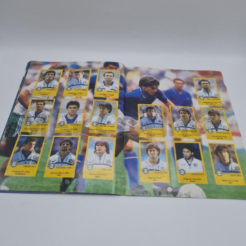 ALBUM FIGURINE AZZURRI CON IP 1982-1998 COMPLETO | Mercatino dell'Usato Torino san paolo 3