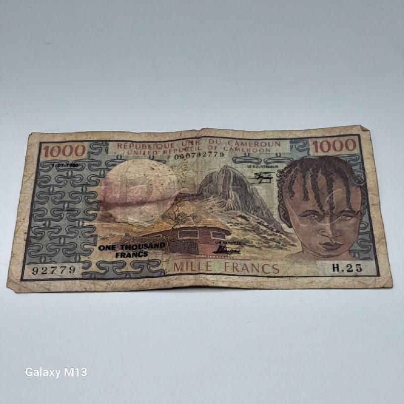 BANCONOTA CAMERUN 1000 FRANCHI  | Mercatino dell'Usato Torino san paolo 3