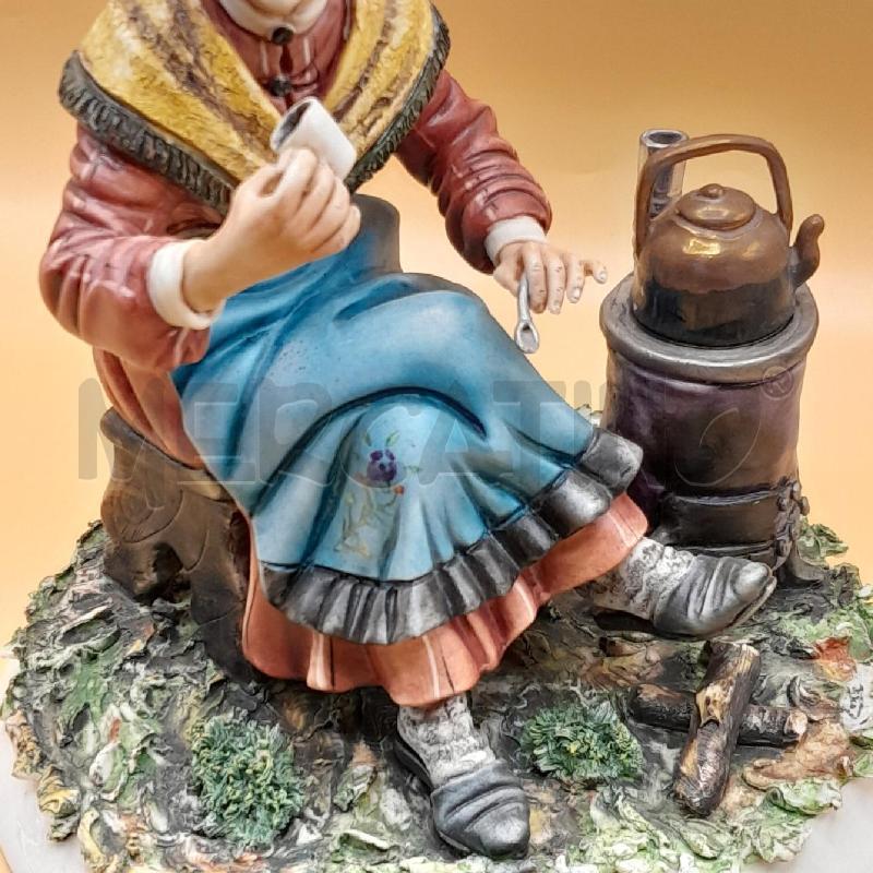 CAPODIMONTE NONNINA CHE BEVE IL CAFFE | Mercatino dell'Usato Torino san paolo 2