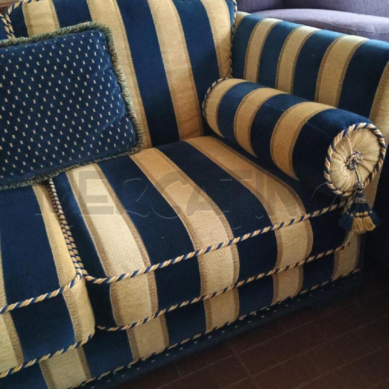 DIVANO VELLUTO RIGHE MISURE CM 150 X 88 | Mercatino dell'Usato Torino san paolo 2