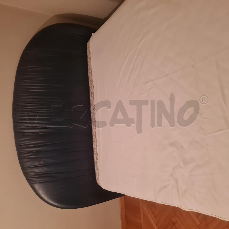 LETTO POLTRONA FRAU ARCHIBALD PELLE BLU | Mercatino dell'Usato Torino san paolo 1