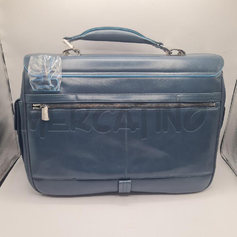 PORTA DOCUMENTI AZ PIQUADRO COME NUOVO | Mercatino dell'Usato Torino san paolo 3