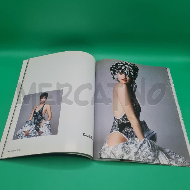 RIVISTA VOGUE N 418 1985 CON ALLEGATO VERSACE  | Mercatino dell'Usato Torino san paolo 5