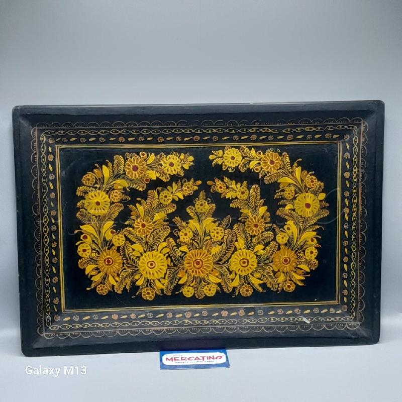 VASSOIO LEGNO LACCATO RUSSO CM 46 X 31 | Mercatino dell'Usato Torino san paolo 1