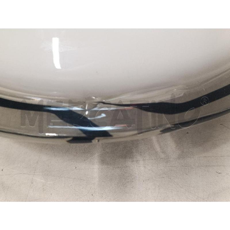 APPLIQUE IN VETRO  CON FASCIA NERA  | Mercatino dell'Usato Torino nizza 2