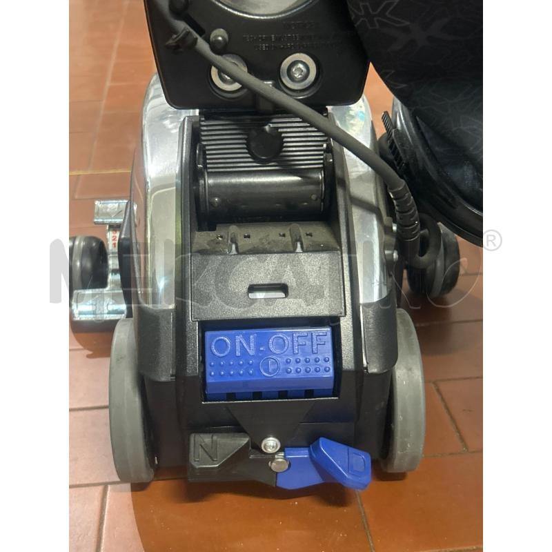 ASPIRA POLVERE KIRBY AVALIR 2 + ACCESSORI | Mercatino dell'Usato Torino nizza 5