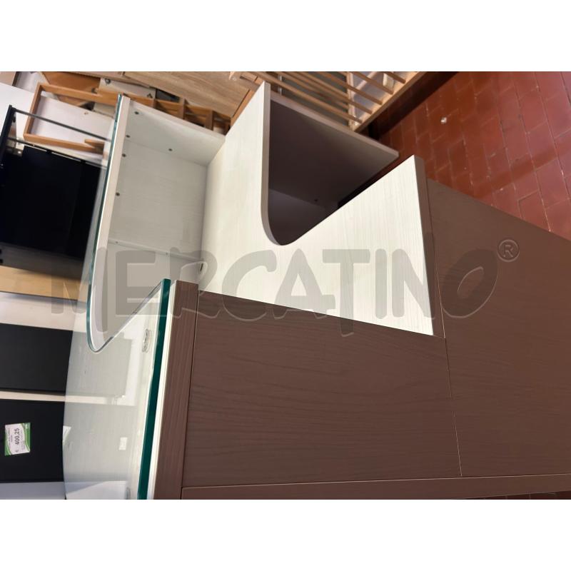 BANCONE RECEPTIONIST CURVO CON VETRO COLORE BIANCO | Mercatino dell'Usato Torino nizza 2