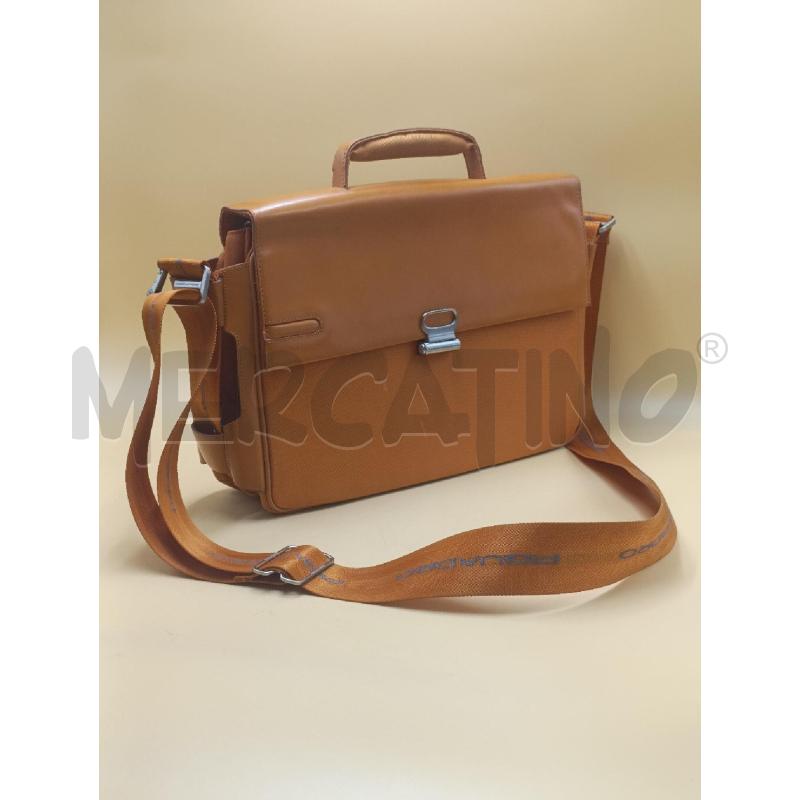 BORSA PQUADRO ARANCIONE | Mercatino dell'Usato Torino nizza 2