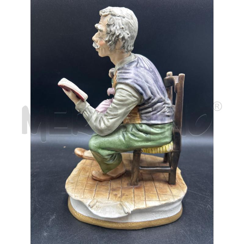 CAPODIMONTE ANZIANO CON BAMBINI | Mercatino dell'Usato Torino nizza 2