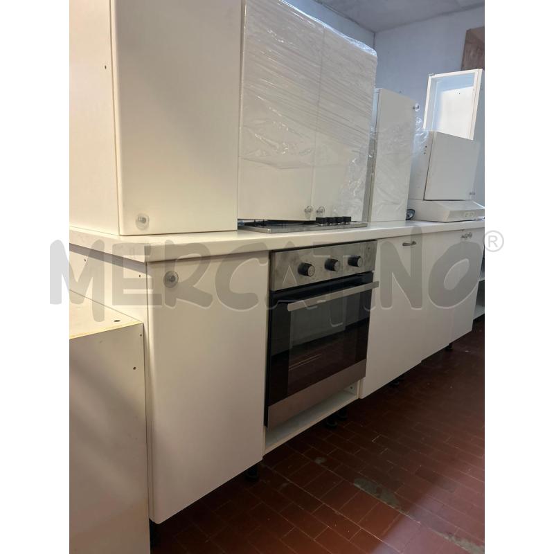 CUCINA GRANDE LINEARE BIANCA  | Mercatino dell'Usato Torino nizza 3