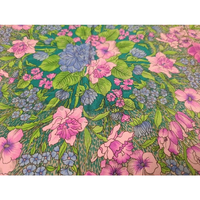 FOULARD KRIZIA BIANCO E AZZZURRO | Mercatino dell'Usato Torino nizza 4