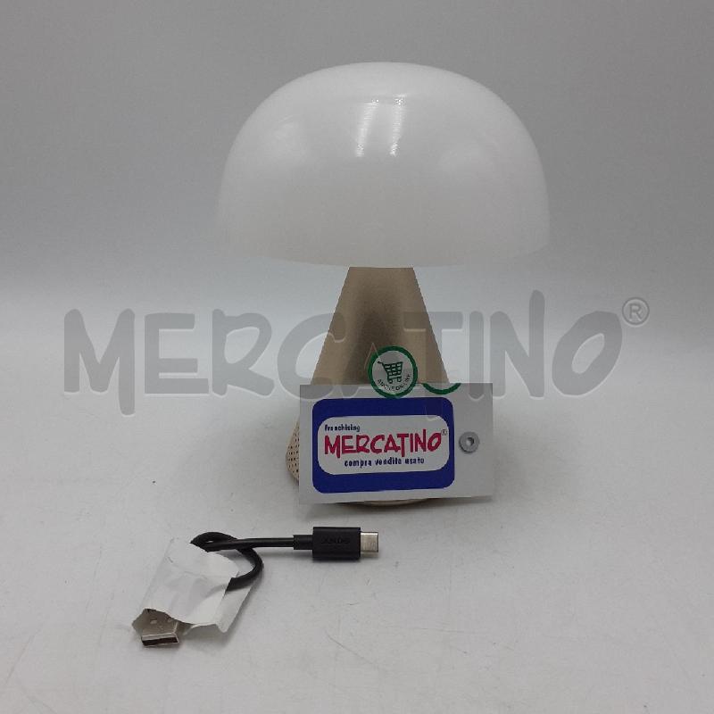 LAMPADA FORMA FUNGO USB CASSA BLUETHOOT | Mercatino dell'Usato Torino tommaso grossi 1