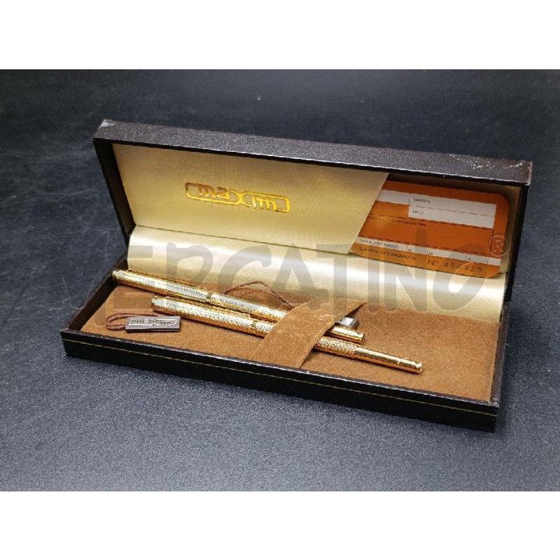 PENNA STILOGRAFICA E SFERA MAXIM | Mercatino dell'Usato Torino nizza 1