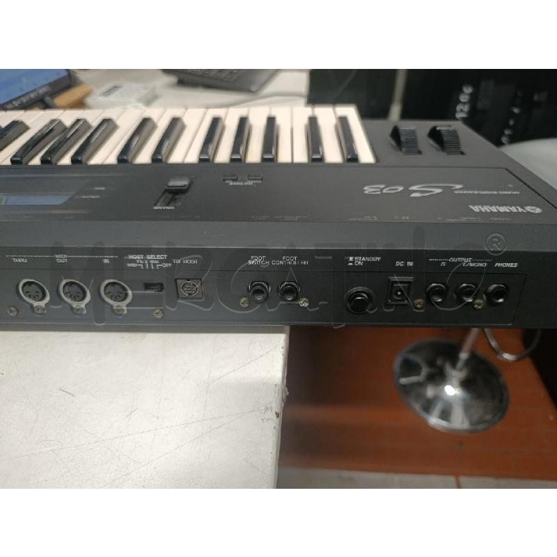PIANOLA YAMAHA S03 SYNTHESIZER +CAVALETTO | Mercatino dell'Usato Torino nizza 4