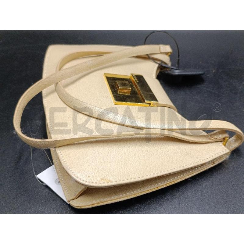 POCHETTE  DONNA COCINELLE BEIGE CON CHIUSURA DORATA   | Mercatino dell'Usato Torino nizza 3