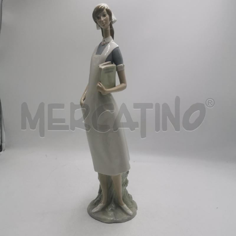 STATUETTA LLADRO INFERMIERA | Mercatino dell'Usato Torino nizza 1