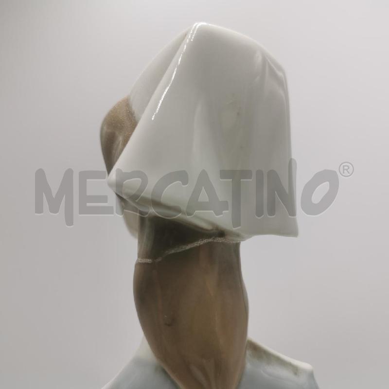 STATUETTA LLADRO INFERMIERA | Mercatino dell'Usato Torino nizza 3