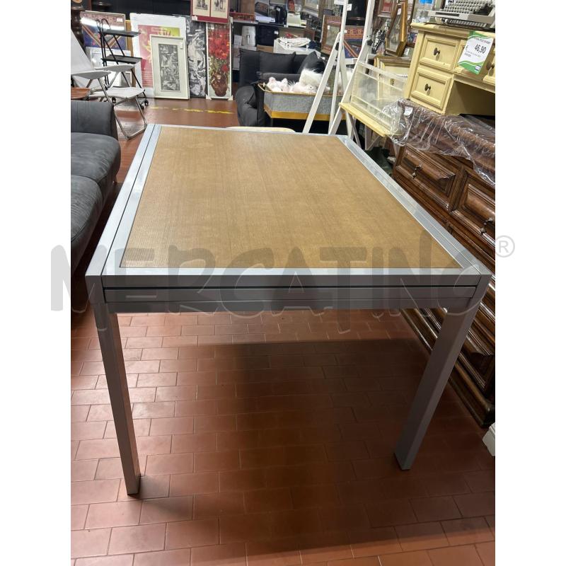 TAVOLO RETTANGOLARE BASE METALLICA GRIGIO E LEGNO | Mercatino dell'Usato Torino nizza 1
