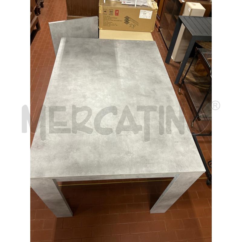 TAVOLO RETTANGOLARE GRIGIO SCURO SFUMATO | Mercatino dell'Usato Torino nizza 1