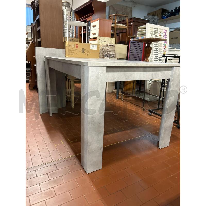 TAVOLO RETTANGOLARE GRIGIO SCURO SFUMATO | Mercatino dell'Usato Torino nizza 2