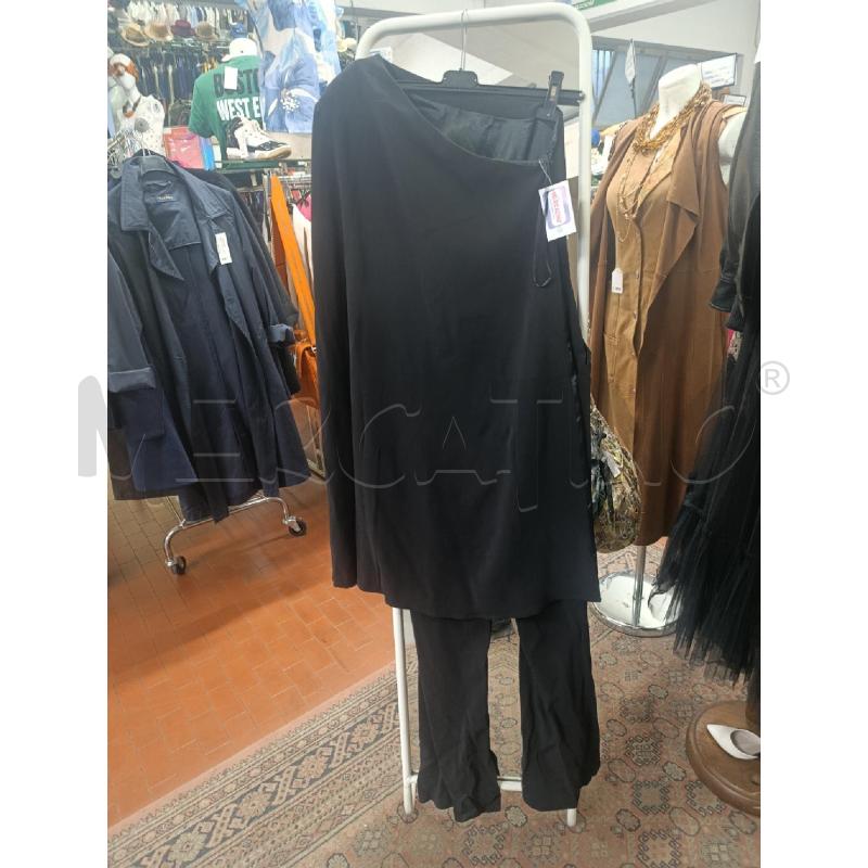 TUTA DONNA ELISABETTA FRANCHI NERO   | Mercatino dell'Usato Torino nizza 2