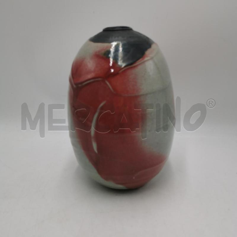 VASO IN CERAMICA CON FINITURA OPACA E STRUTTURATA | Mercatino dell'Usato Torino nizza 1