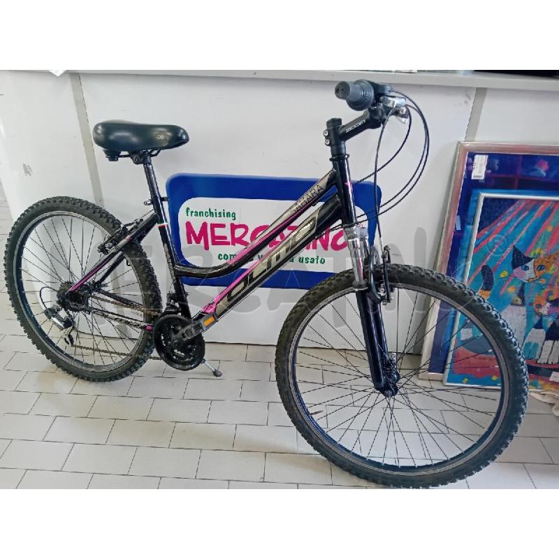 BICICLETTA DONNA NERA ROSA  | Mercatino dell'Usato Alpignano 1